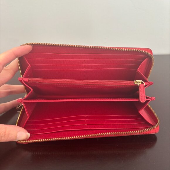 Coach Gold Border Stud Red Leather Zip Around Accordion Wallet - Picture 6 of 7